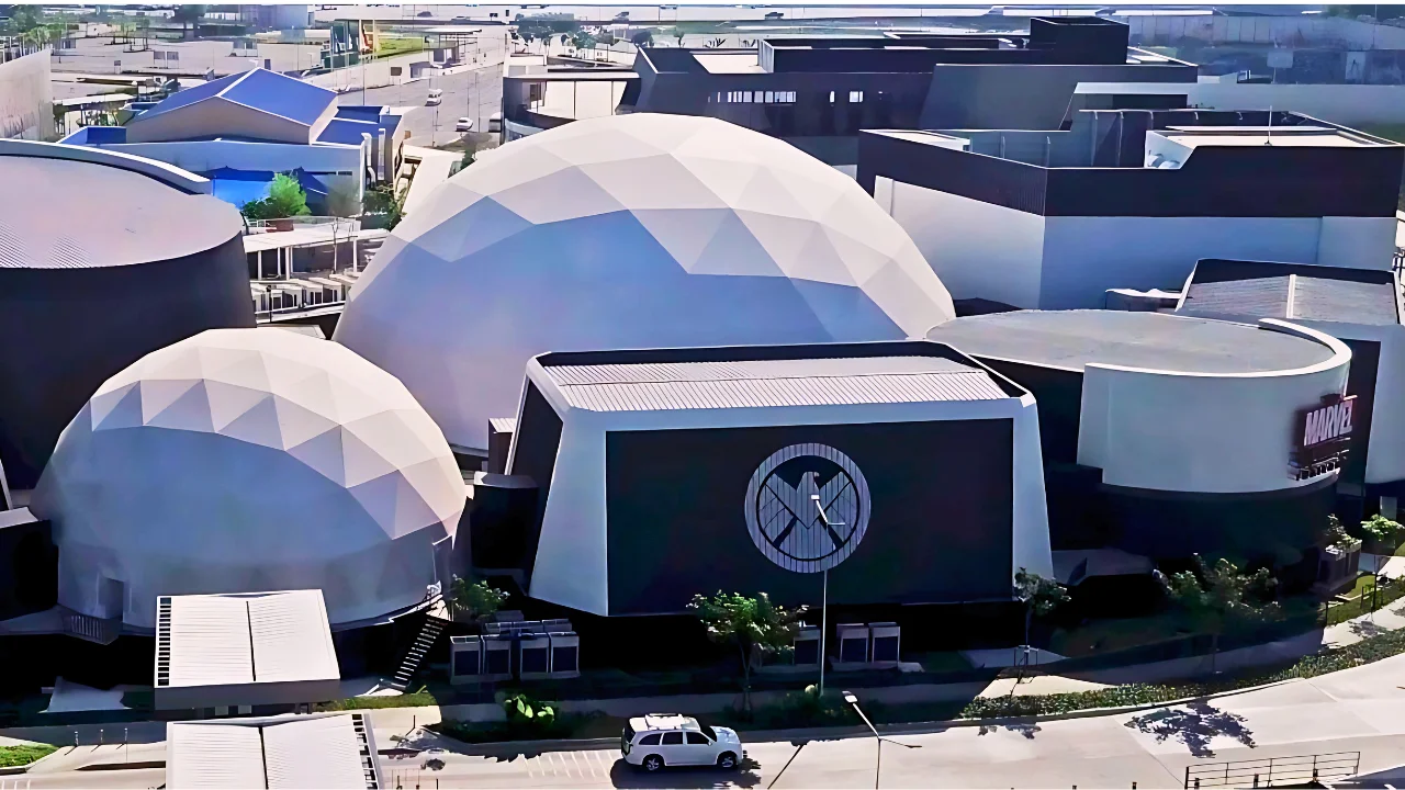 Delivers Frameless 21x10M Projection Screen for The Marvel Experience Thailand