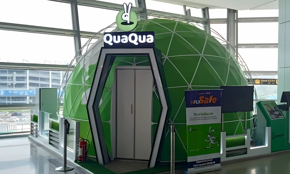 How to Attract a Crowd at an Exhibition: 5 Ideas with Dome Screens